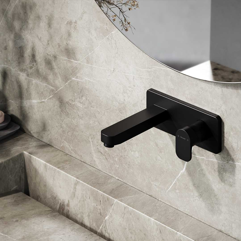 کاشی و شیرآلات